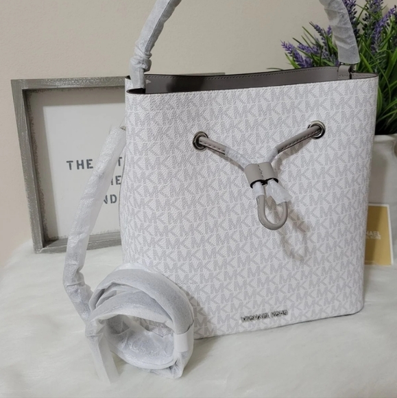 ❌️SOLD ❌️ - Picture 10 of 12